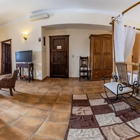 Hotel Tierrallana By Juypehotel El Provencio